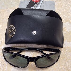 Ray-Ban Black Sunglasses with Case